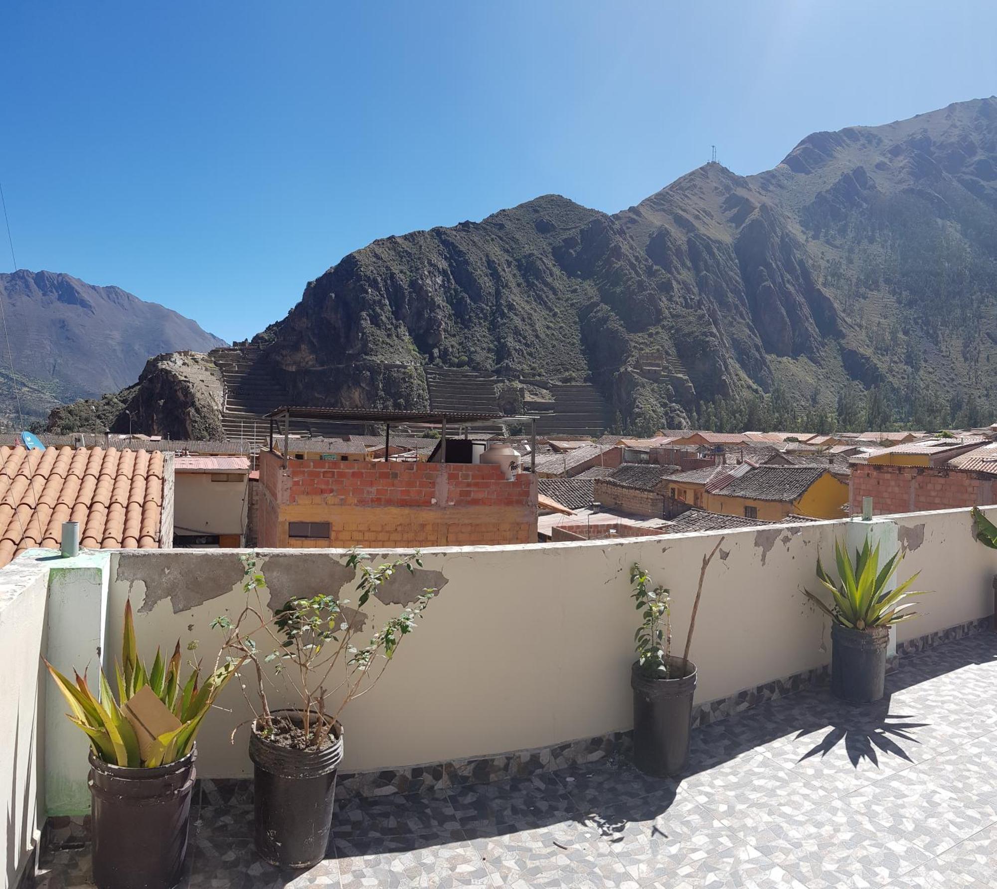 Hostal Apu Qhawarina Ollantaytambo Eksteriør billede