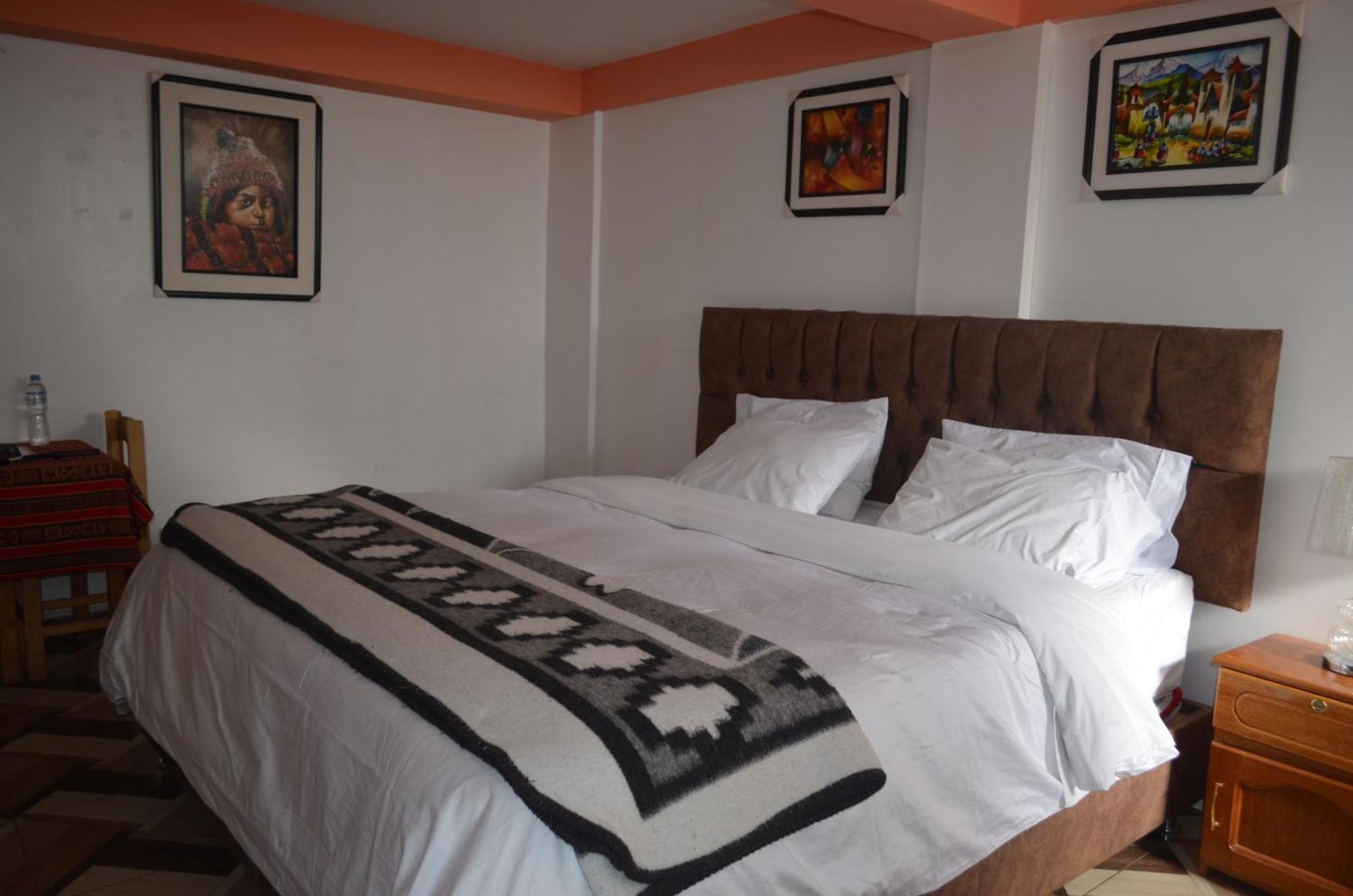 Hostal Apu Qhawarina Ollantaytambo Eksteriør billede