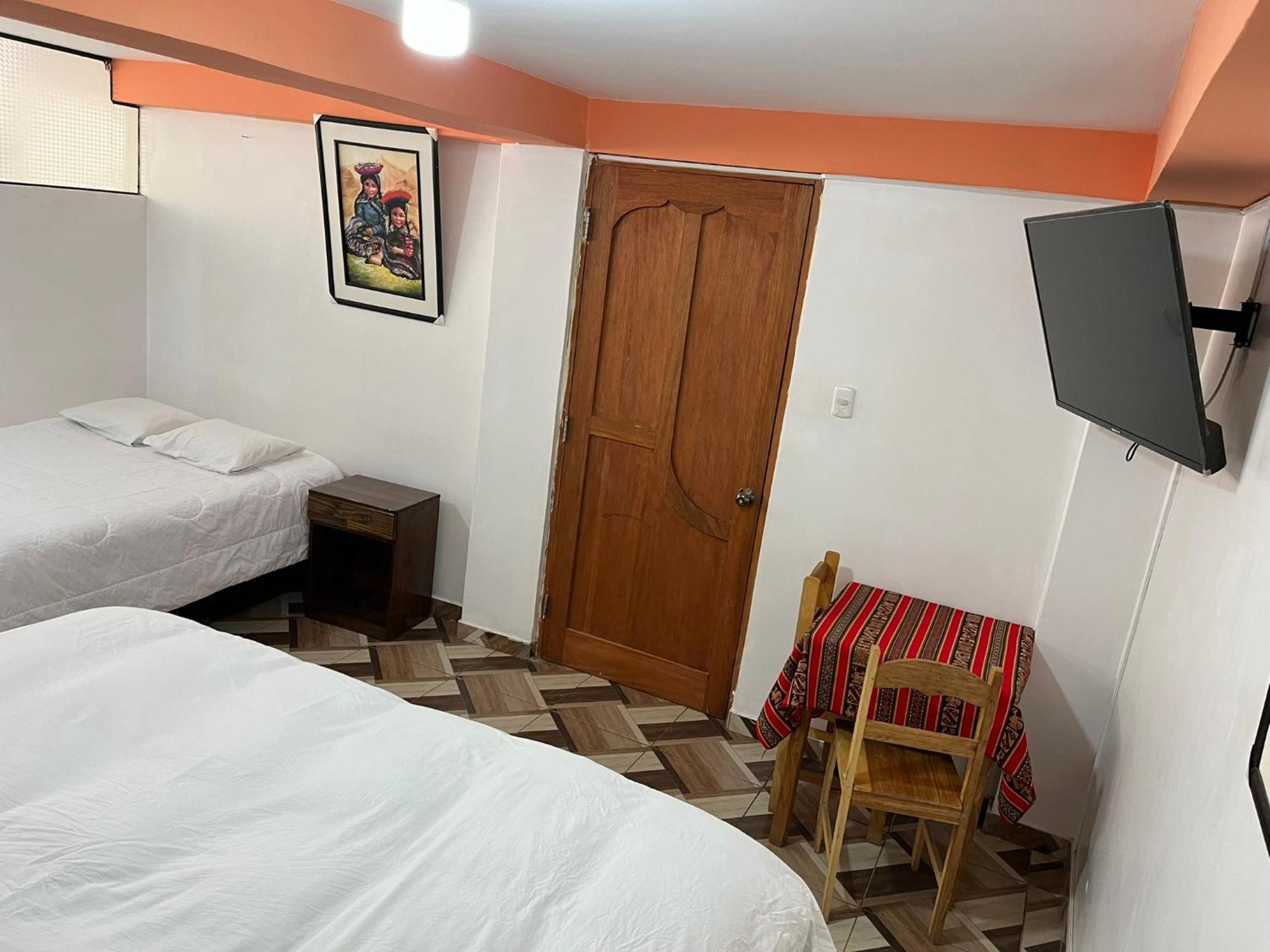 Hostal Apu Qhawarina Ollantaytambo Eksteriør billede