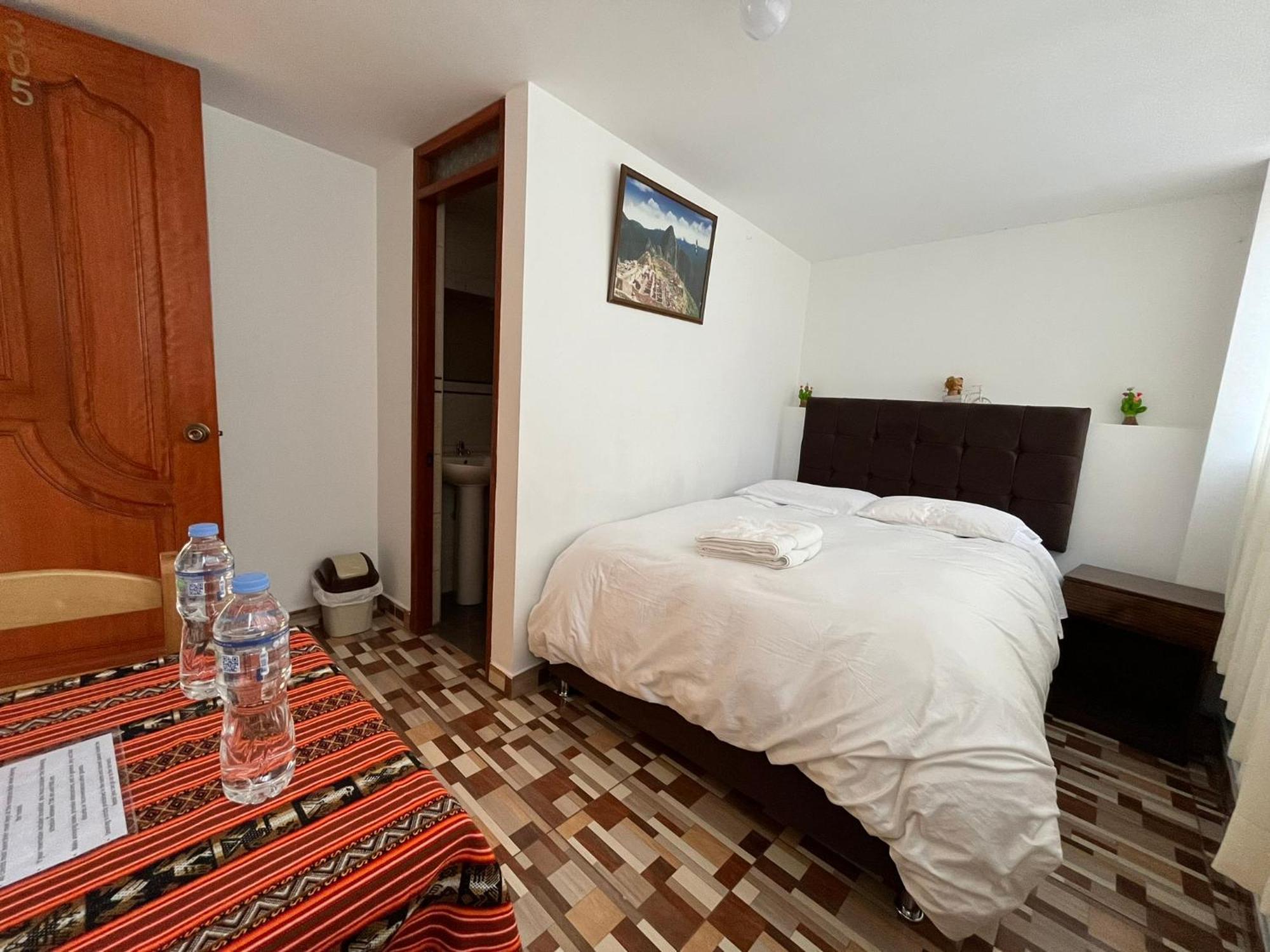 Hostal Apu Qhawarina Ollantaytambo Eksteriør billede