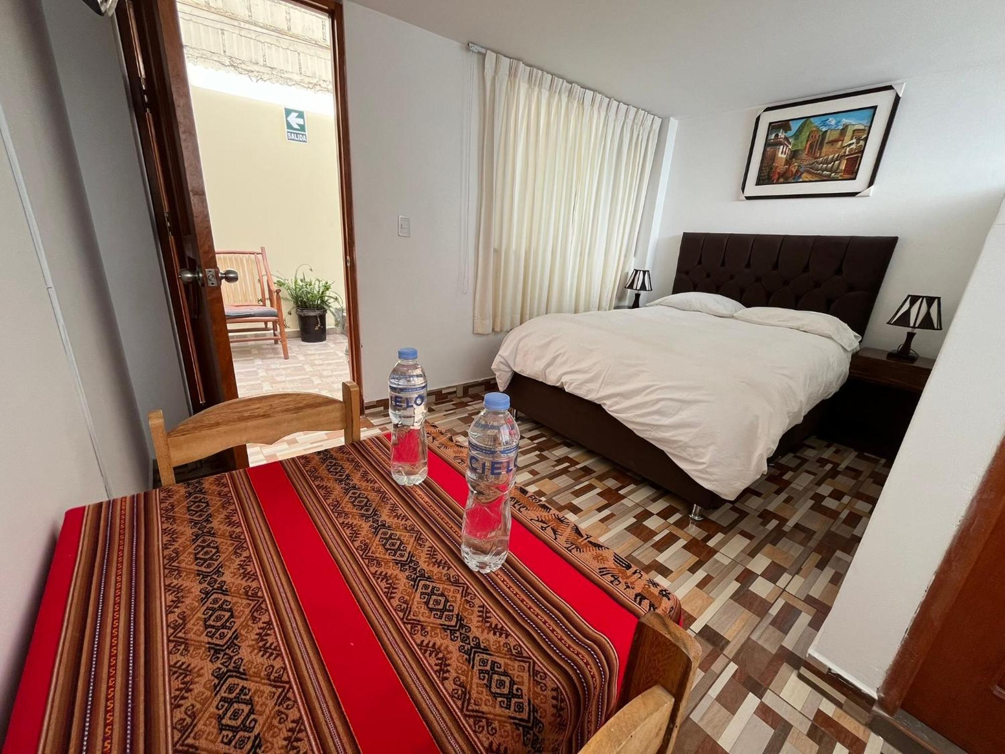 Hostal Apu Qhawarina Ollantaytambo Eksteriør billede