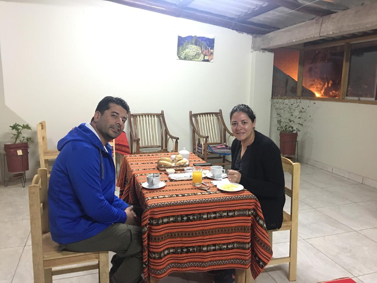 Hostal Apu Qhawarina Ollantaytambo Eksteriør billede
