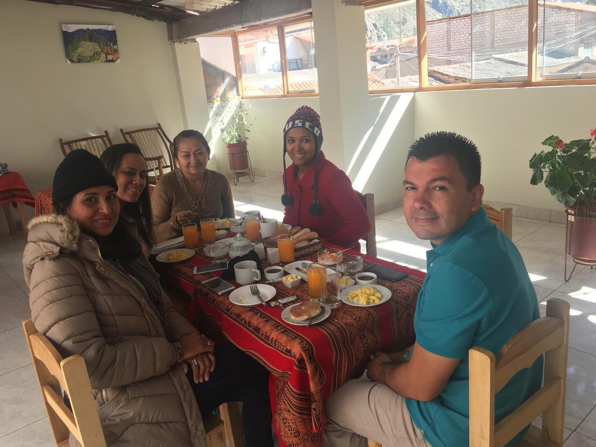 Hostal Apu Qhawarina Ollantaytambo Eksteriør billede
