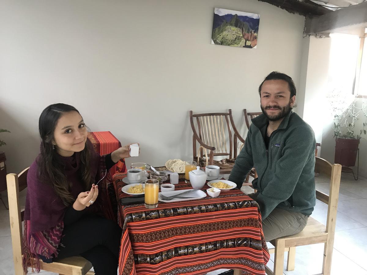 Hostal Apu Qhawarina Ollantaytambo Eksteriør billede