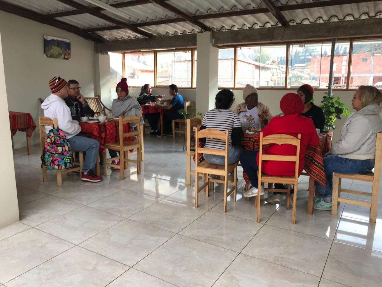 Hostal Apu Qhawarina Ollantaytambo Eksteriør billede